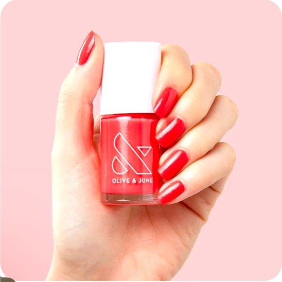 Olive & June ‘Field Day’ Watermelon Polish NEW Nails - Picture 1 of 4